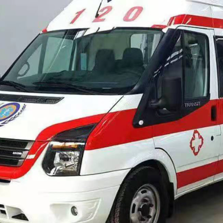 奎文非急救护送病人转院租赁救护车的优缺点对比